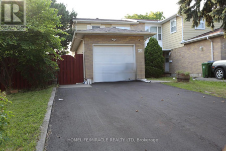 152 Mammoth Hall Trail, Toronto E 11