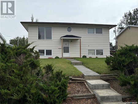 1531 Grandview Street W, Moose Jaw