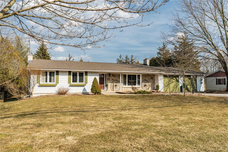 1568 Brock Road, Flamborough