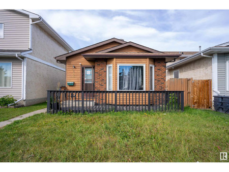 15706 84 St Nw, Edmonton