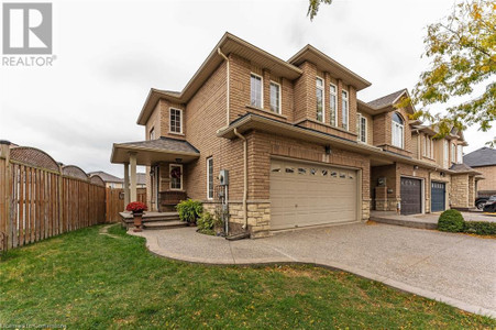 16 Clement Drive, Stoney Creek