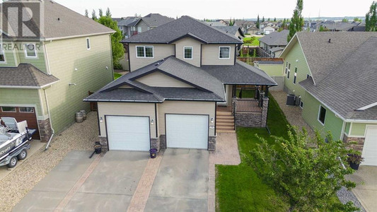 16 Erica Drive, Lacombe