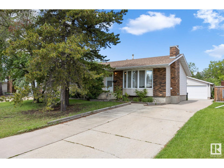 16 Kingfisher Rd, Sherwood Park