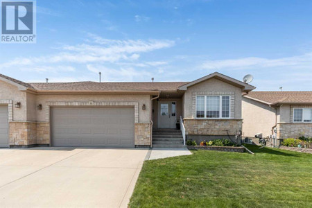 16 Sandstone Place Se, Medicine Hat