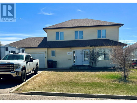 1609 Loran Drive, Dawson Creek