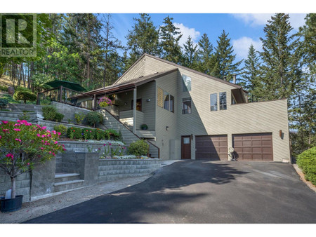 1614 Scott Crescent, West Kelowna