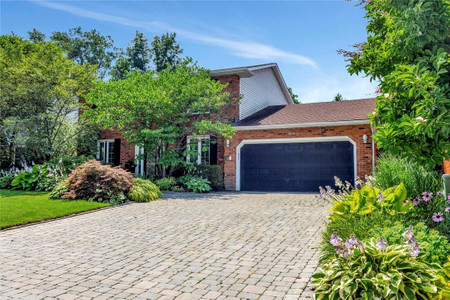 164 Hostein Drive, Ancaster