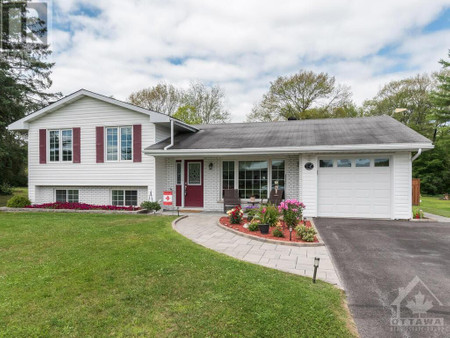 54 Homes for Sale in Smiths Falls, ON | Smiths Falls Real Estate