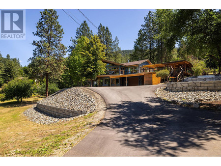 16525 Schaad Road, Lake Country