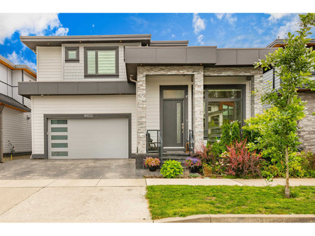 16652 18 B Avenue, Surrey