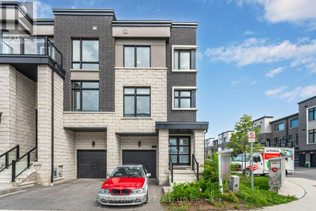 1676 Hidden Valley Glen E, Pickering