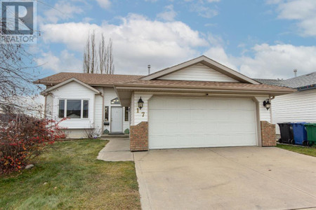 17 Kingston Drive, Red Deer