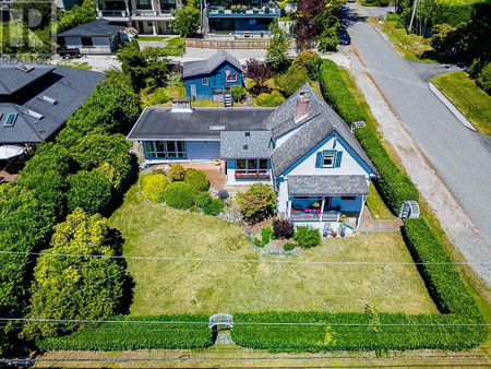 1709 Ottawa Avenue, West Vancouver