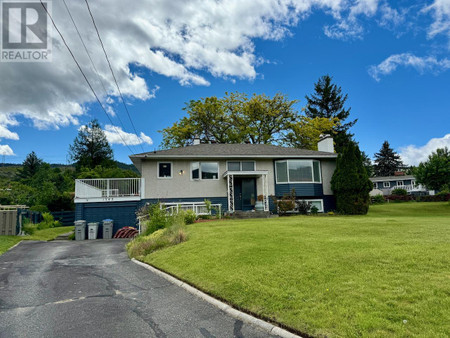 1742 Apple Lane, Kamloops