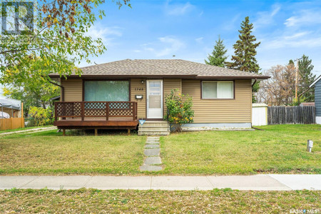 1748 15th Street W, Prince Albert