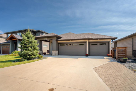 176 Eagleview Road, Winnipeg