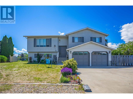 176 Merrifield Court, Kelowna