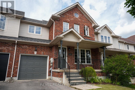 176 Thrushwood Drive, Barrie Holly