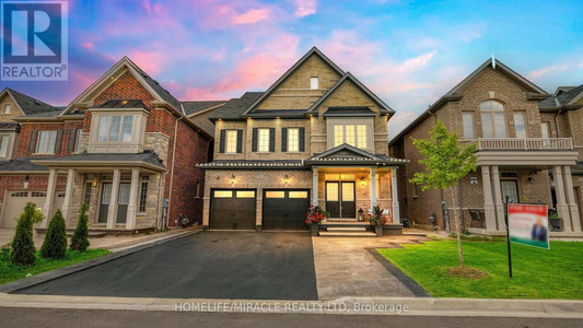 18 Boone Crescent, Vaughan Kleinburg