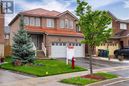 18 Cloverlawn Street, Brampton Fletcher S Meadow