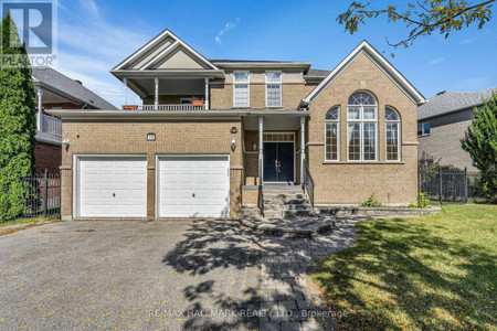 18 Queensborough Court, Richmond Hill Oak Ridges Lake Wilcox