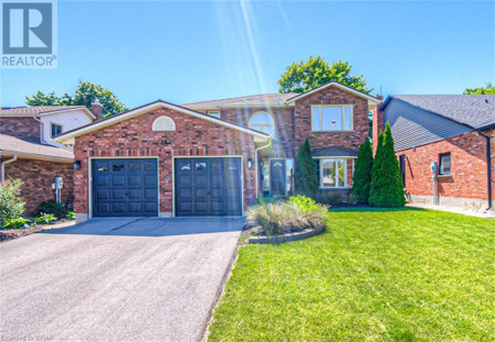 18 Rutherford Drive, Simcoe