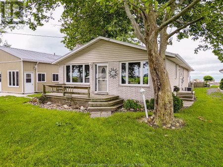 18236 18240 Erie Shore Drive, Blenheim