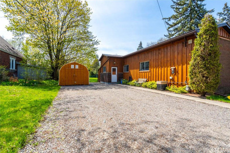 1831 Brock Road, Flamborough