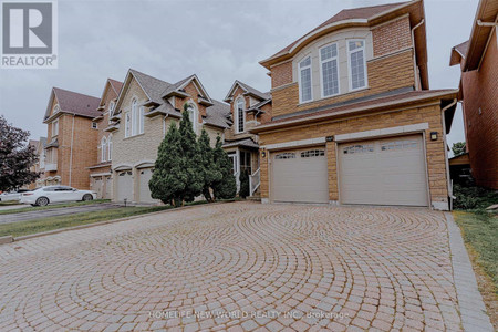 187 Frank Endean Road, Richmond Hill Rouge Woods