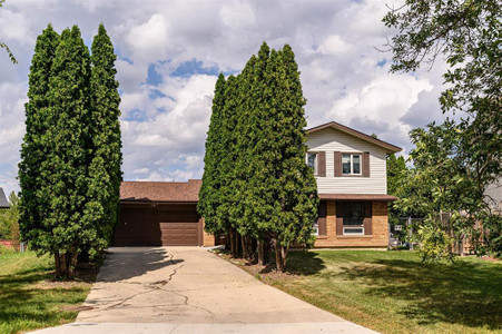 19 Lakeside Drive, Winnipeg