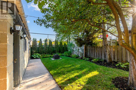 19 Maple Boulevard, Toronto Mimico