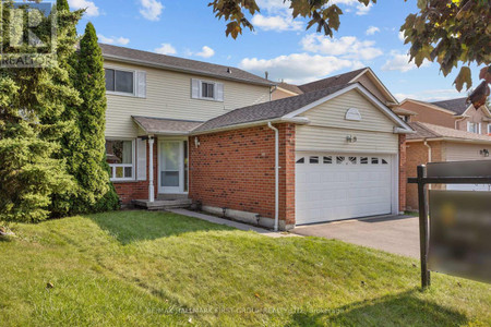 19 Patterson Crescent, Ajax Central