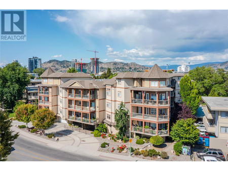 1905 Pandosy Street, Kelowna