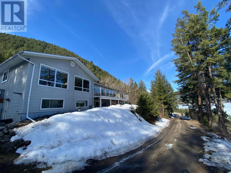 1929 South Lakeside Drive, Williams Lake