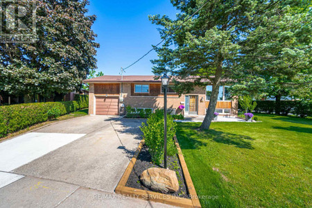 195 Elmwood Road, Oakville