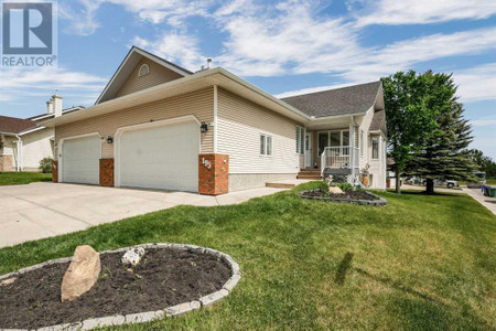 195 Sandstone Drive, Okotoks