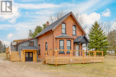 1998 Old Barrie Road E, Oro Medonte