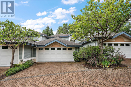 2 5187 Cordova Bay Rd, Saanich