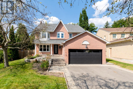 2 Harpers Croft, Markham Unionville