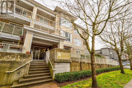 2 Xx 2393 Welcher Avenue, Port Coquitlam