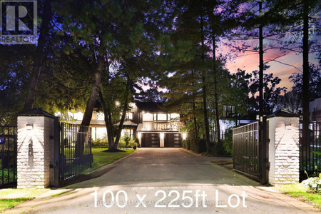 200 Chartwell Road, Oakville