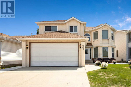 200 Hawkbury Close Nw, Calgary