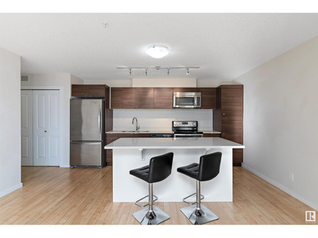 203 9523 160 Av Nw, Edmonton