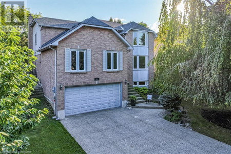 203 Bluebell Crescent, Ancaster