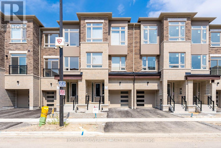 203 Tennant Circle, Vaughan