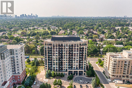 205 520 Steeles Avenue W, Vaughan