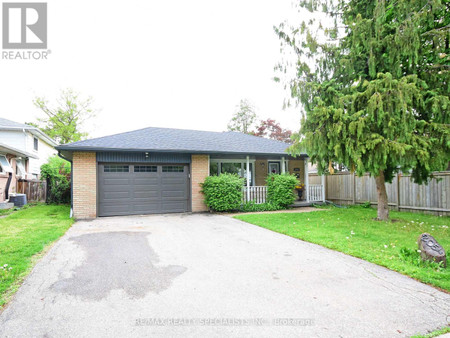 2054 Davebrook Road, Mississauga Clarkson