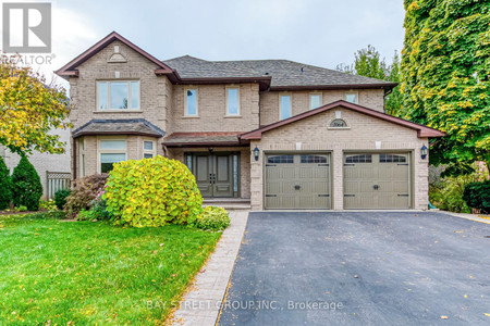 2064 Nipigon Drive, Oakville River Oaks