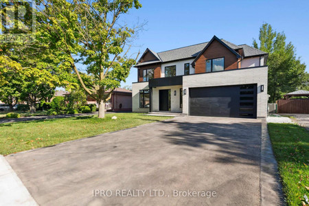 2082 Bridge Road W, Oakville Bronte West