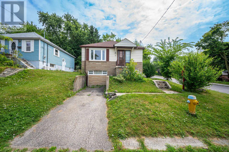 21 Bexhill Avenue, Toronto Clairlea Birchmount